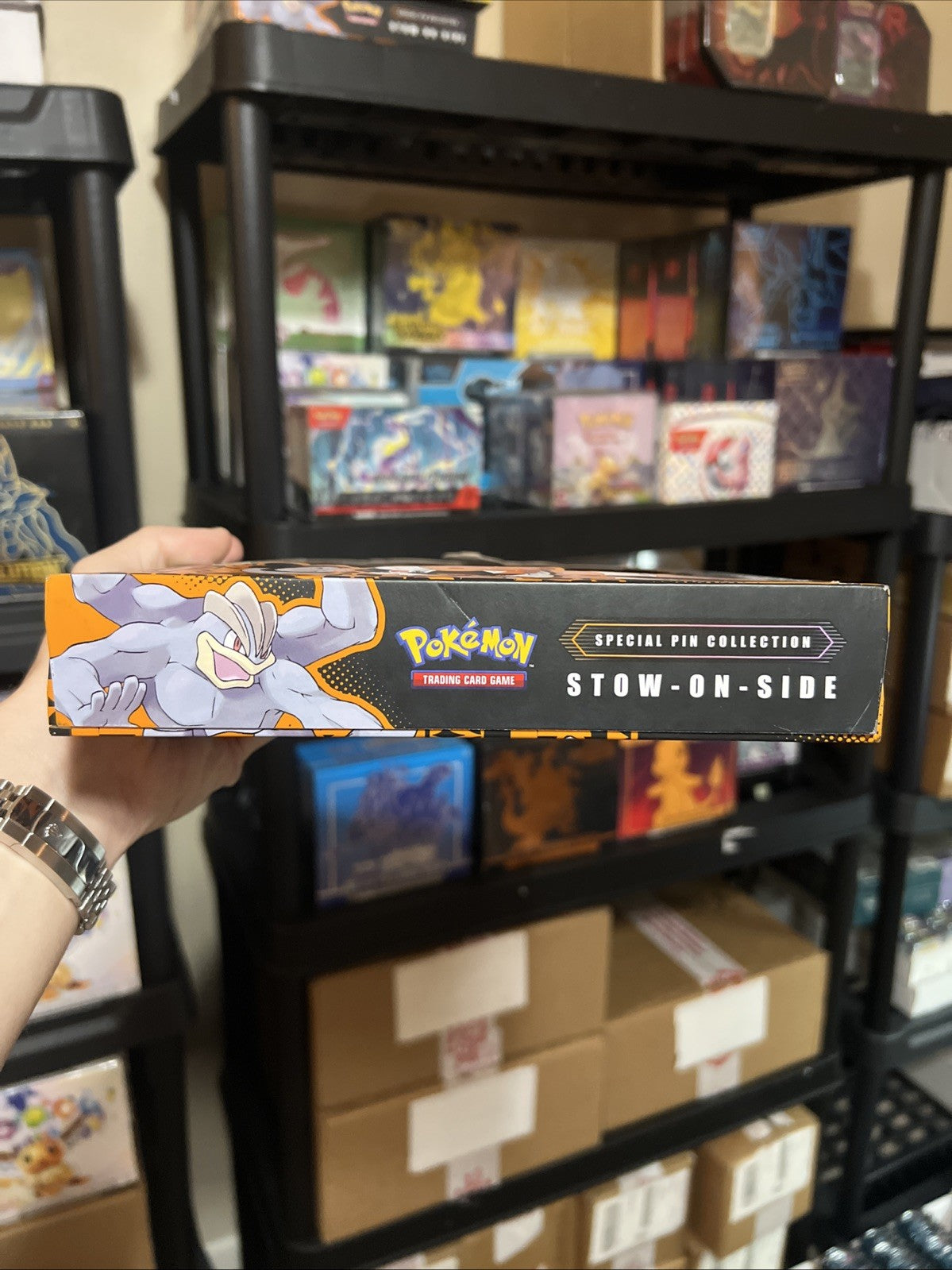 Pokémon TCG - Champion's Path Special Pin Collection (Stow-On-Side)