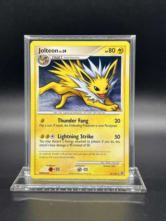 Jolteon 23/100 Majestic Dawn LIGHT PLAY Pokemon