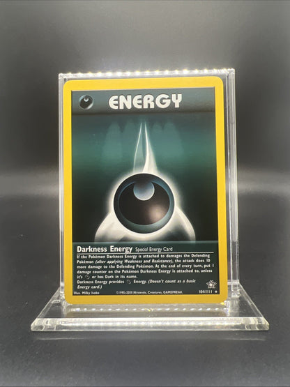 Pokemon Darkness Energy 104/111 Neo Genesis Rare - LIGHT PLAY