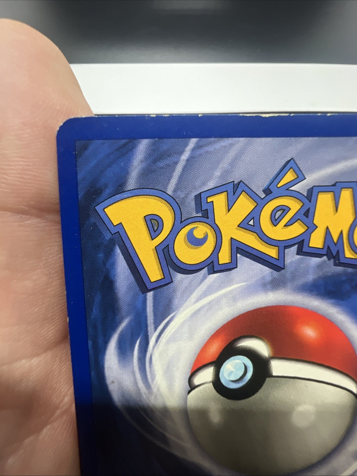 Pokemon Alakazam 001/102 Base Set Holo - HEAVY PLAY