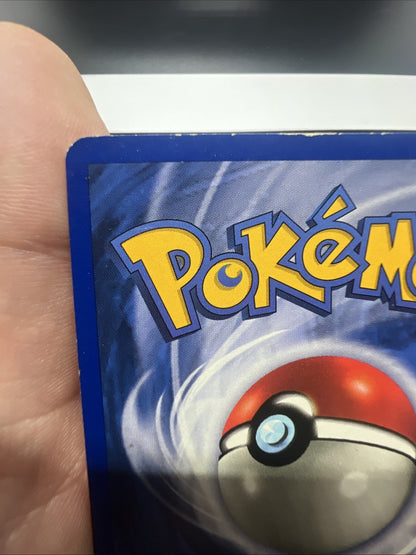 Pokemon Alakazam 001/102 Base Set Holo - HEAVY PLAY