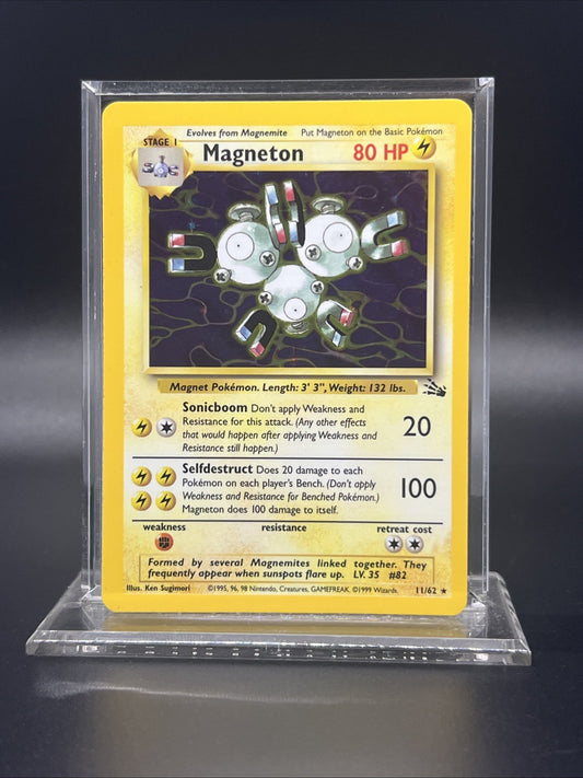Pokemon Magneton 11/62 Fossil Holo - LIGHT PLAY