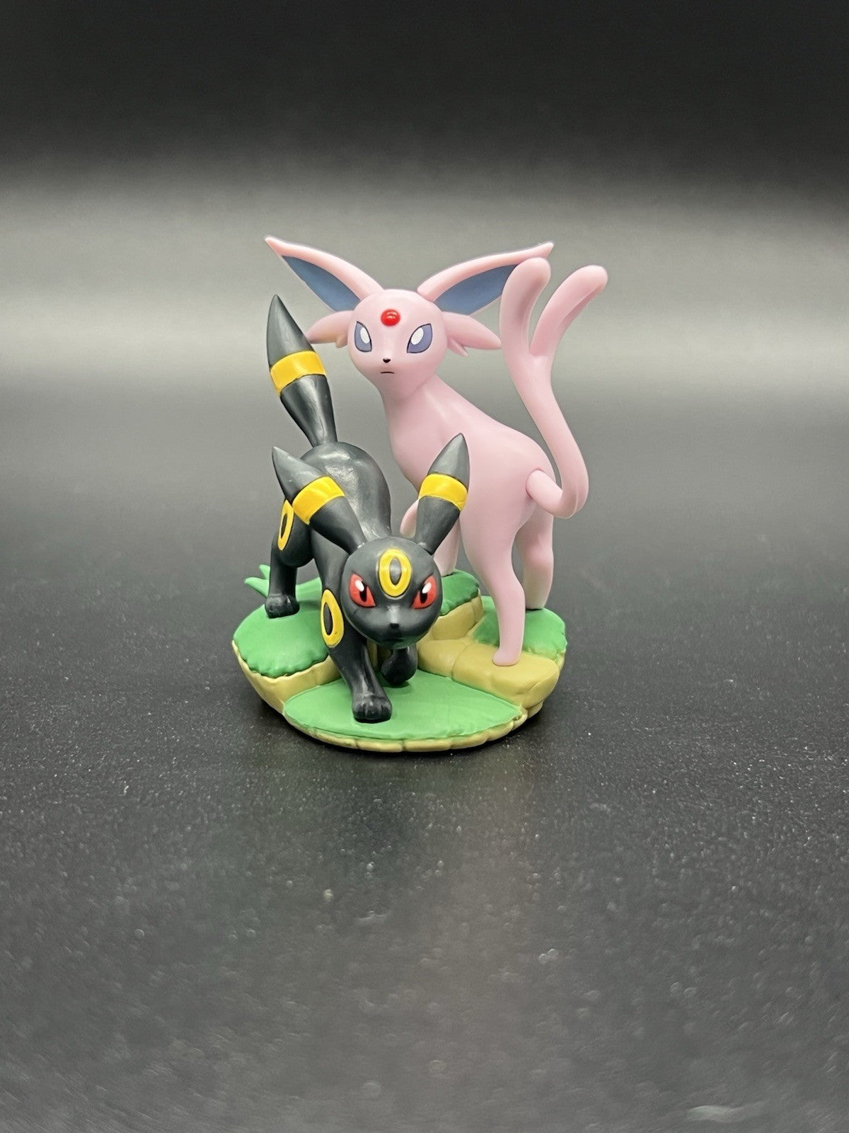 Prismatic Evolutions Figure Collection Umbreon And Espeon Figure