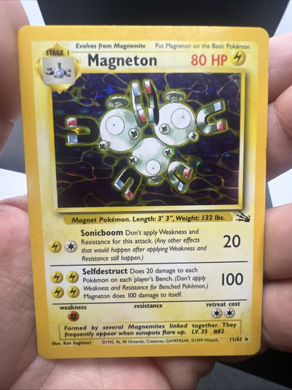 Magneton 11/62 Fossil Holo HEAVY PLAY (C) - Pokemon
