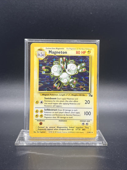 Magneton 11/62 Fossil Holo HEAVY PLAY (C) - Pokemon
