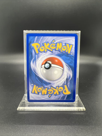 Pokemon Staraptor FB 11/147 Supreme Victors Holo - NEAR MINT
