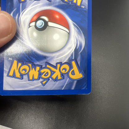 Pokemon Azumarill 2/111 Neo Genesis Holo - LIGHT PLAY