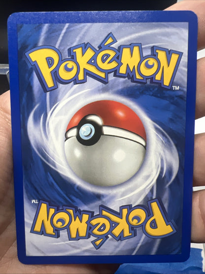 Pokemon Darkness Energy 104/111 Neo Genesis Rare - LIGHT PLAY