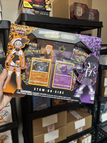 Pokémon TCG - Champion's Path Special Pin Collection (Stow-On-Side)