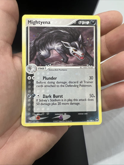 Mightyena 18/108 Power Keepers Cosmos Holo MOD PLAY Pokemon
