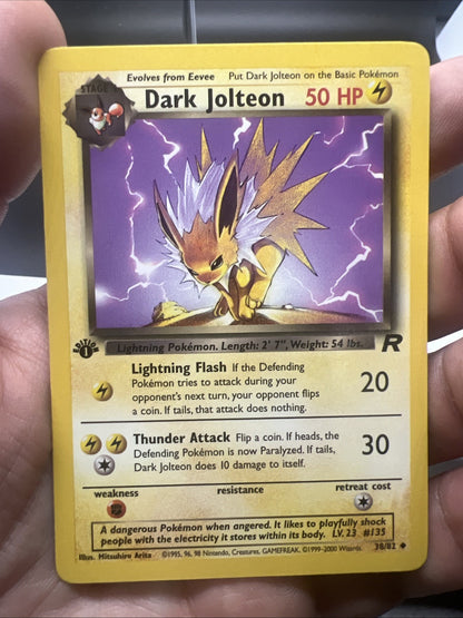 Pokemon Dark Jolteon 1st Edition 38/82 Team Rocket - NEAR MINT