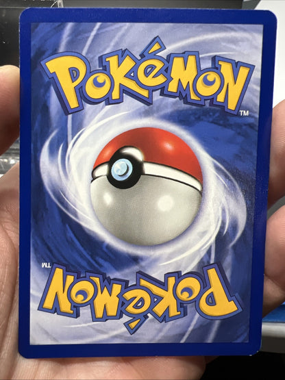 Pokemon Pidgeotto 022/102 Base Set Rare Non Holo - NEAR MINT