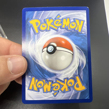 Galarian Moltres V (Alternate Full Art) 177/198 SWSH Chilling Reign - LIGHT PLAY