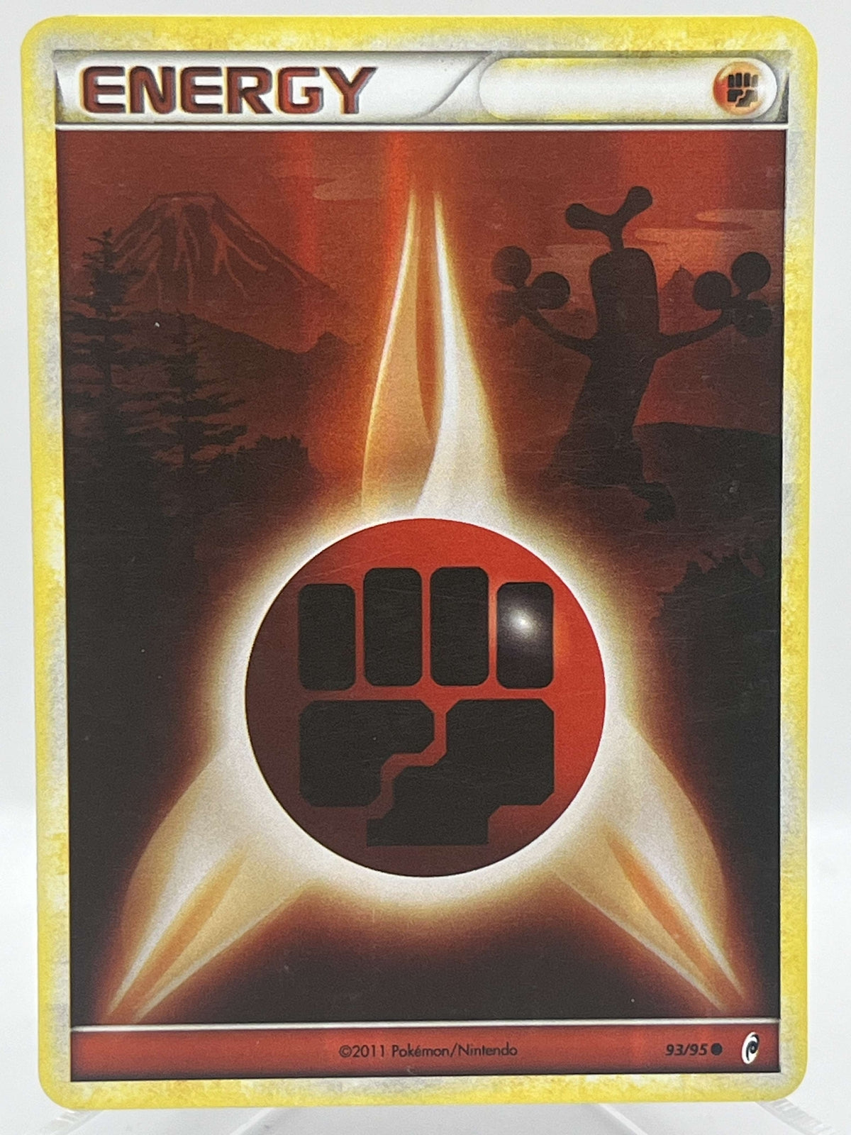 Fighting Energy 93/95 Call of Legends Holo LIGHT PLAY Pokemon
